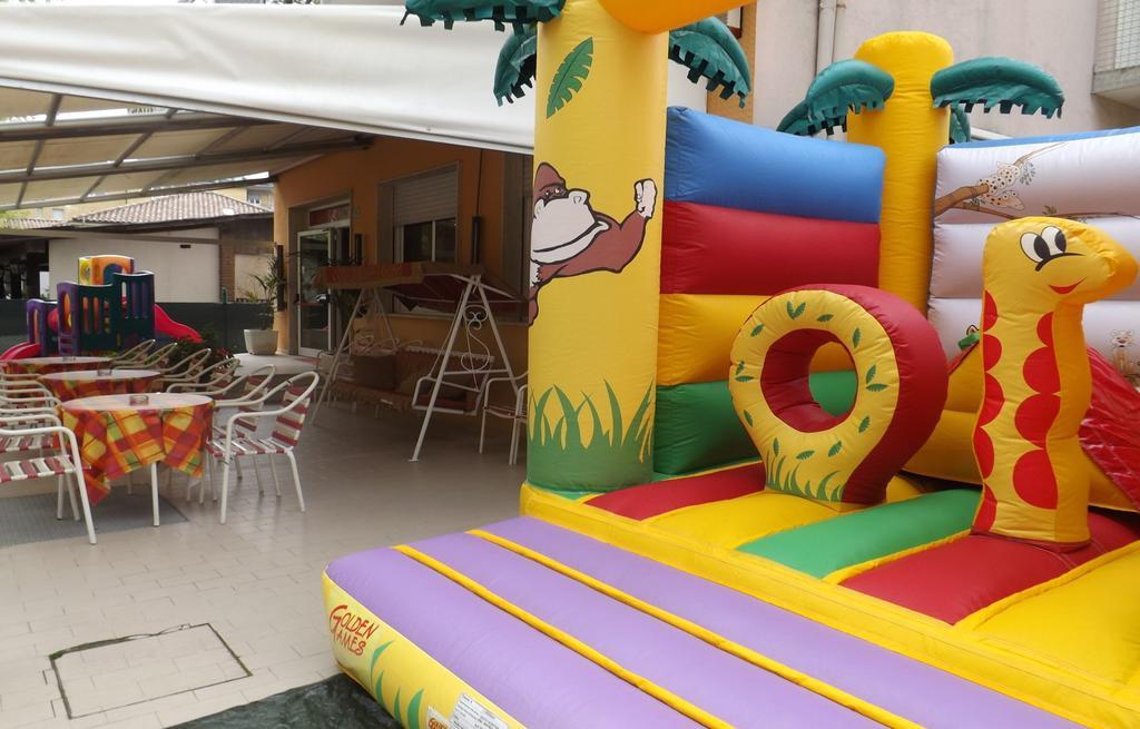 Hotel La Vela Bellaria-Igea Marina Eksteriør billede